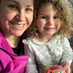 Meet your Posher, Dena